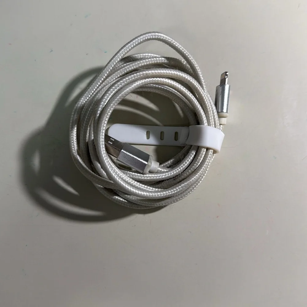 Duracell iPhone charger 6ft cable